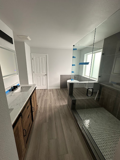 Exploring Tacoma Contractor Specializations (e.g., Residential, Commercial, Remodeling)
